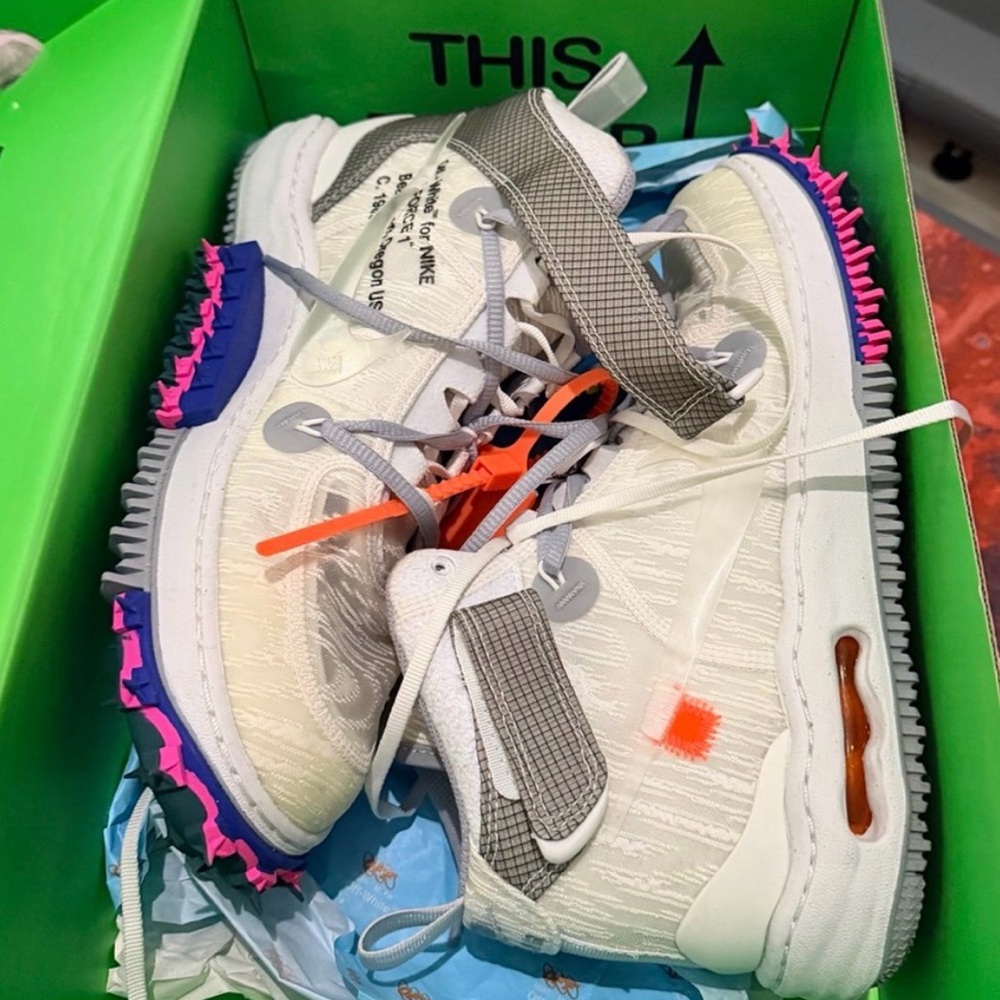 Off-White Nike Air Force 1 Athletic Shoes in White and Gray with Pink Accents